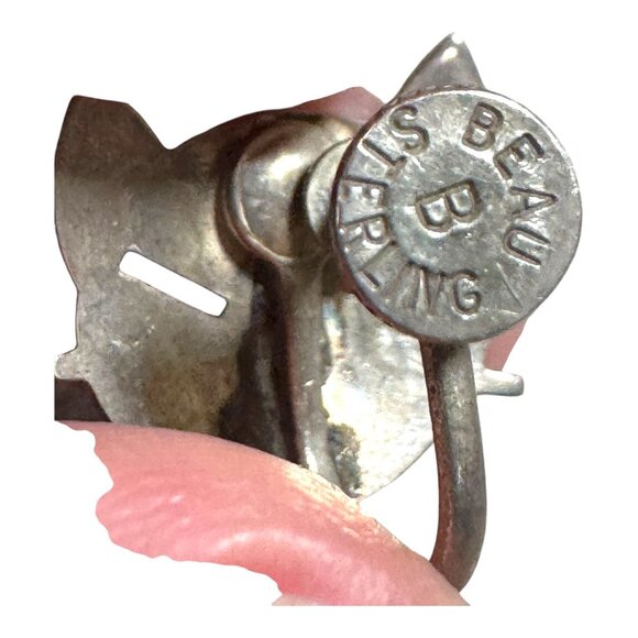 Vintage Beau Sterling Silver Cat Lover Face Screwback Earrings Kitty Whiskers - Picture 5 of 6